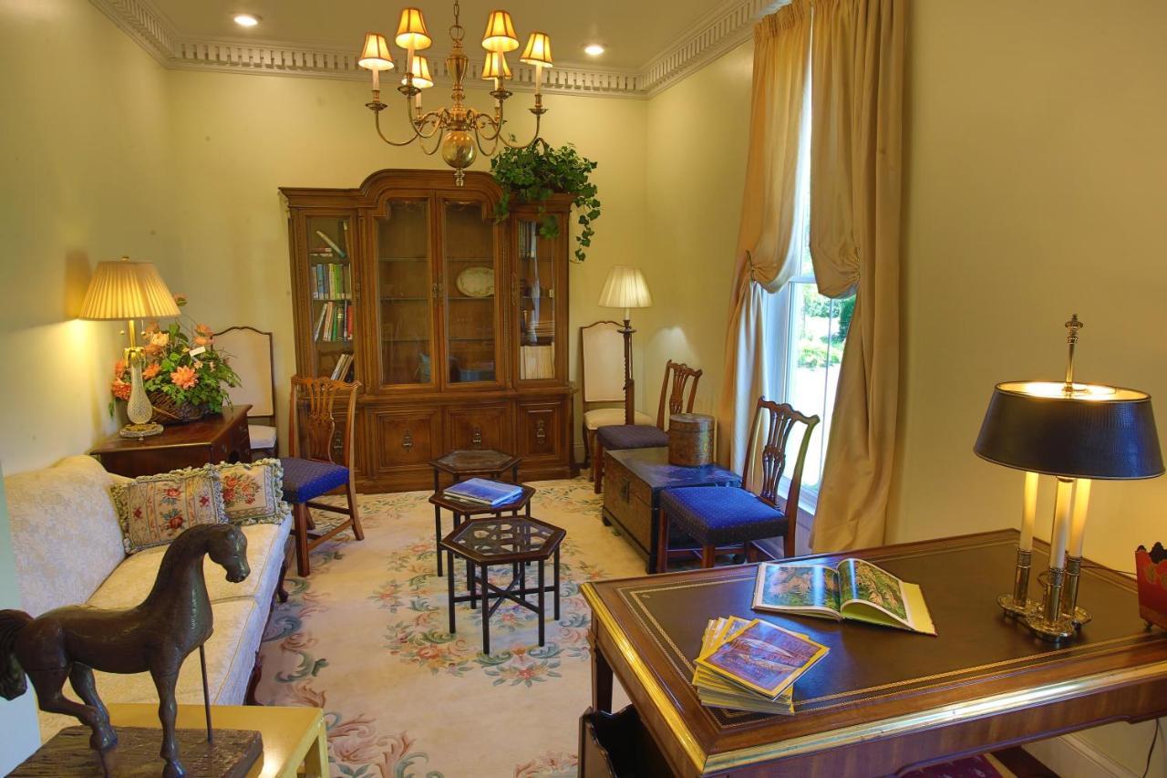 Inntiquity, A Country Inn Logansport Kültér fotó